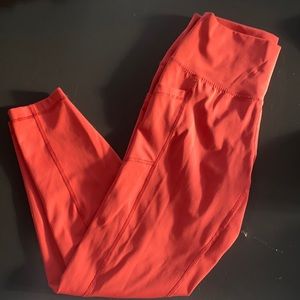 Salmon capris with pockets